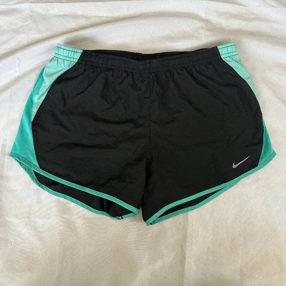 Nike Black/Green Workout Short Shorts